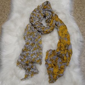 Banana Republic yellow and gray scarf